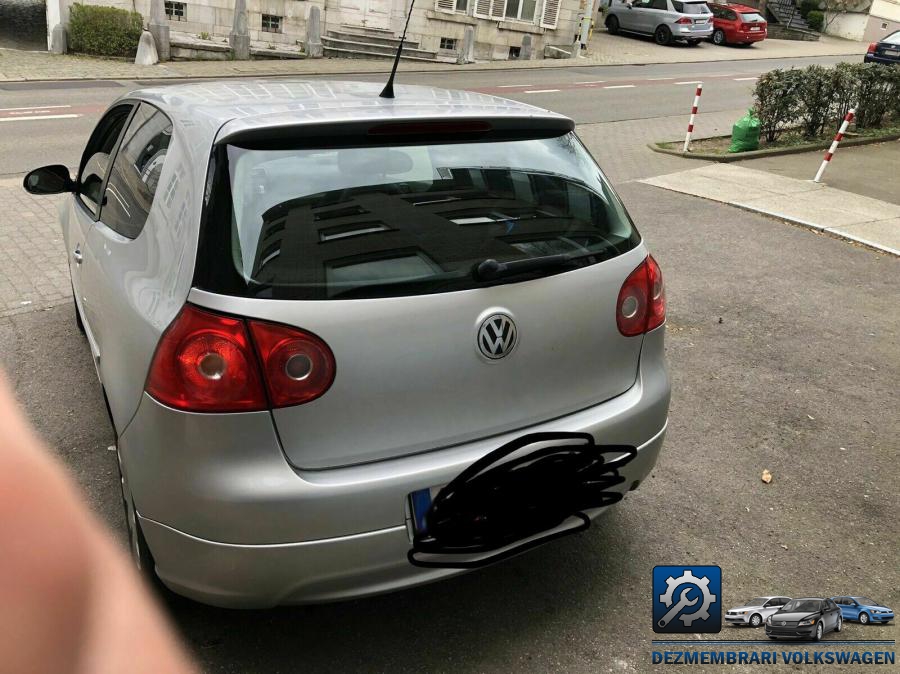 Balamale capota volkswagen golf 2004